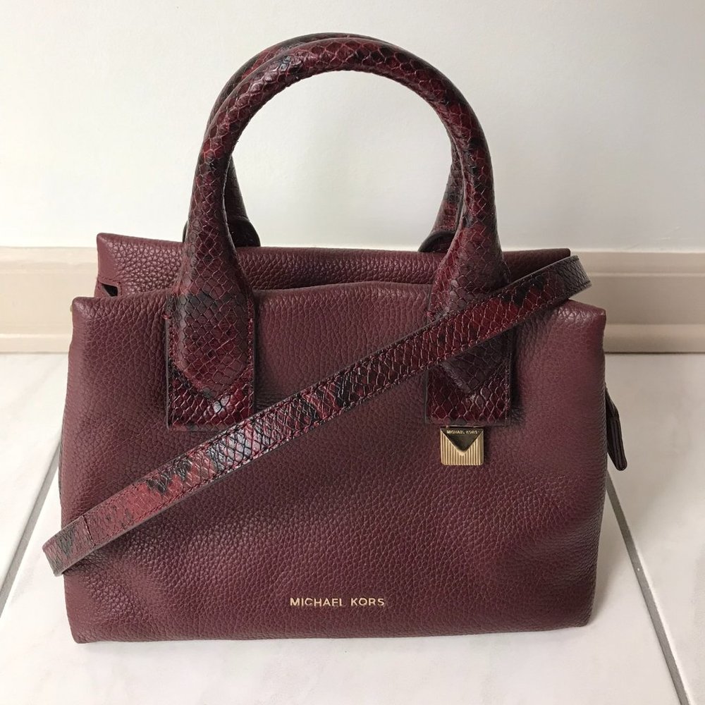 Michael Kors Timeless Handbag with removable strap